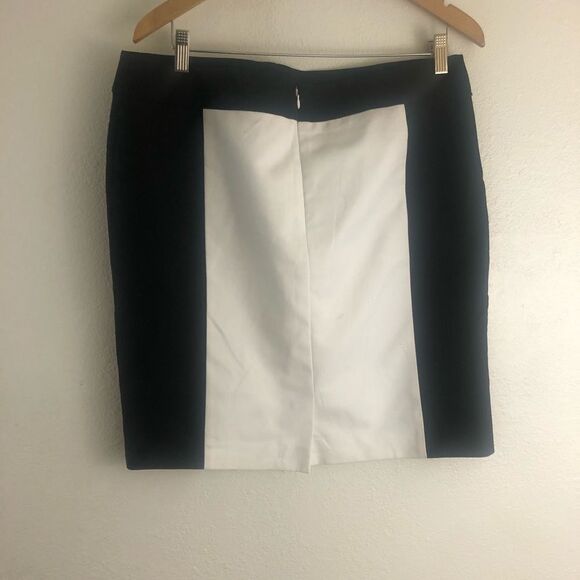 Calvin Klein black and white pencil skirt size 14. New with tags - Picture 4 of 7
